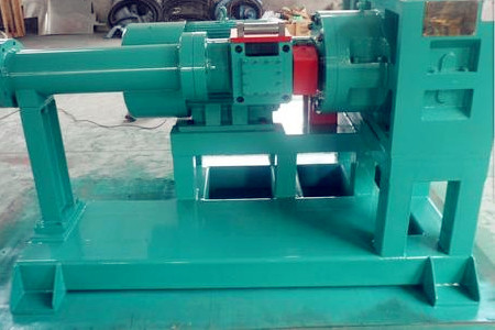 橡膠擠出機的溫度怎么控制？